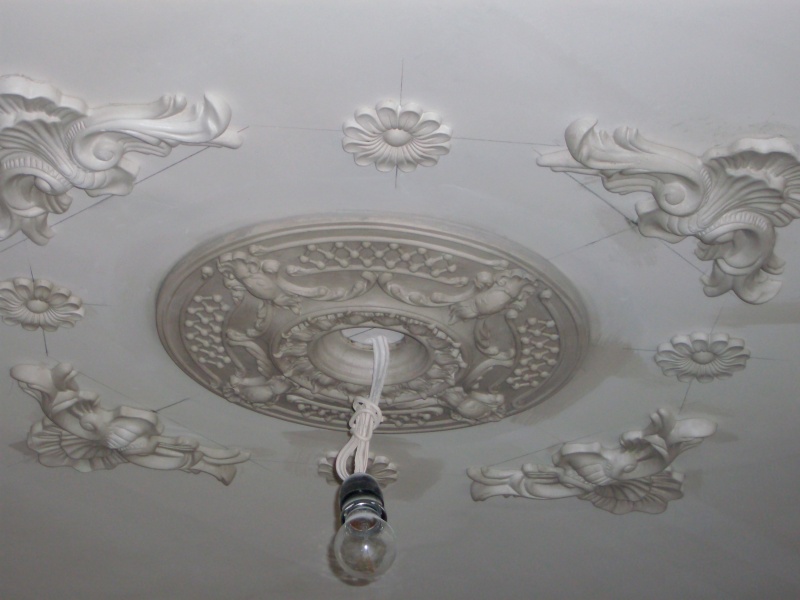 Ceiling Medallion Baroque Style Gypsum Decoration